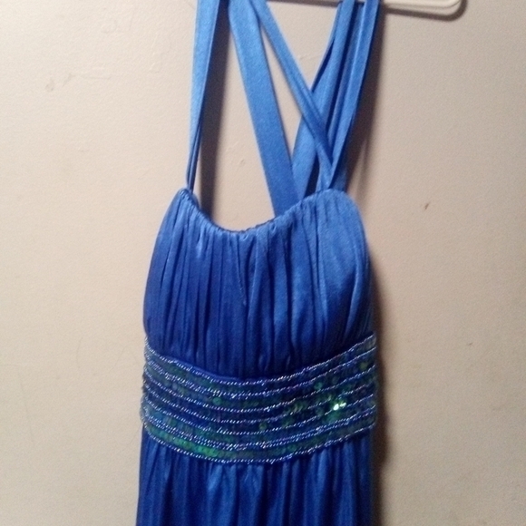 MY Michelle beautiful blue sequin prom or evening bubble hem dress. Size Small. - Picture 7 of 8